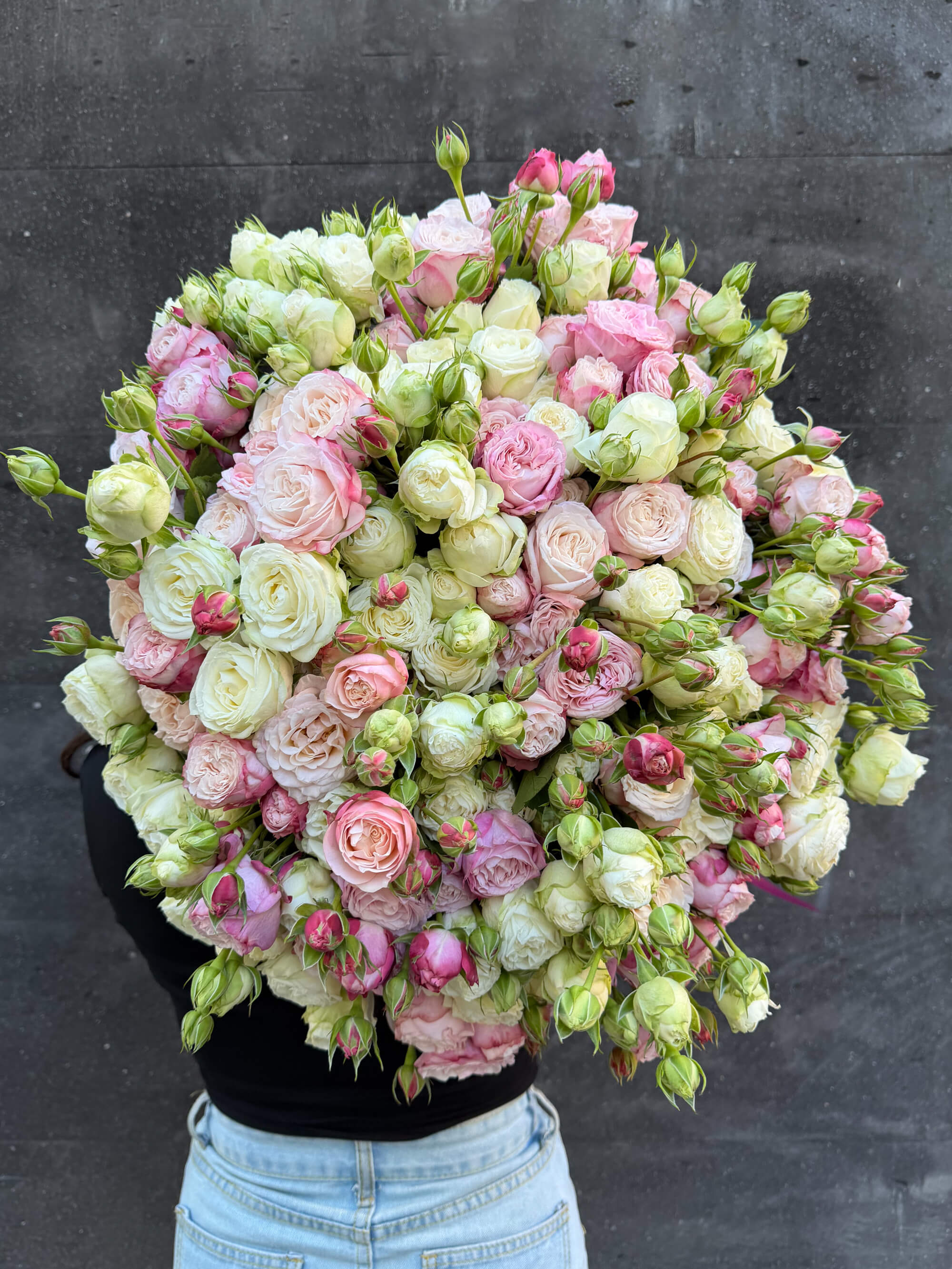 Pink and white spray roses, a large and beautiful bouquet - Thumbnail 1 of 2 | Flowers Theory