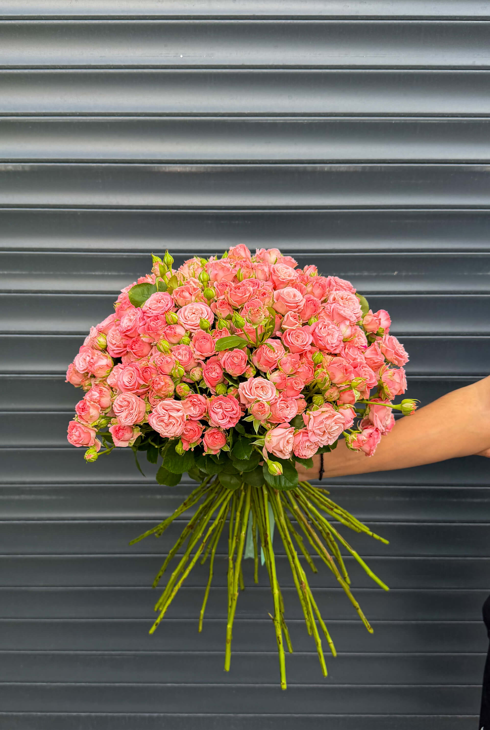 Pink roses in a large and delicate beautiful bouquet - Thumbnail 2 of 3 | Flowers Theory